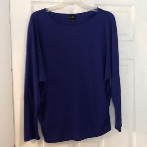 Women’s long sleeve blouse